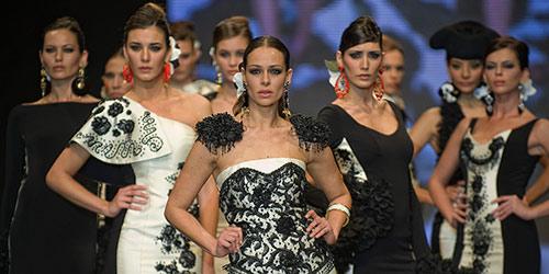 Desfile del Salón Internacional de Moda Flamenca Simof 2012