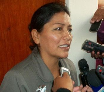 VICE PRESIDENTA DEL GORE LIMA ADELANTA QUE ESTA PREPARADA PARA PEDIR DISCULPAS A JAVIER ALVARADO… VICE PRESIDENTA DEL GORE LIMA ADELANTA QUE ESTA PREPARADA PARA PEDIR DISCULPAS A JAVIER ALVARADO…