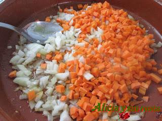 TACOS DE ATÚN EN SALSA DE CERVEZA