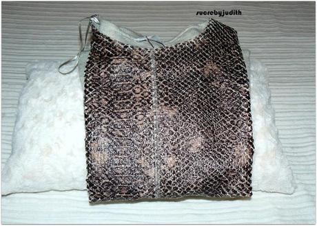 HOLIDAY SHOPPING HOLIDAY SHOPPING