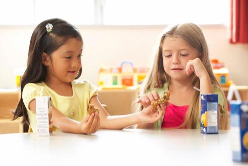 Generosidad genéticamente programada culturalmente modelada.