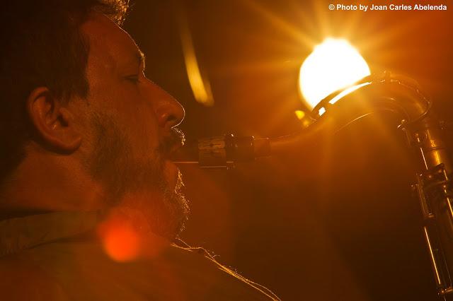 FOTO: GORKA BENÍTEZ & DAVID XIRGU AMB BEN MONDER: Fotos del concierto Nits d´Estiu a La Pedrera (Barcelona)
