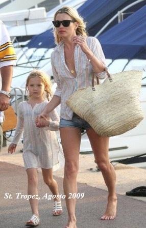 Kate Moss y más famosos, en la playa con un Birkin de Hermès