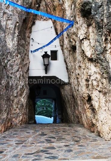 Castillo de Guadalest, una villa histórica en la sierra alicantina