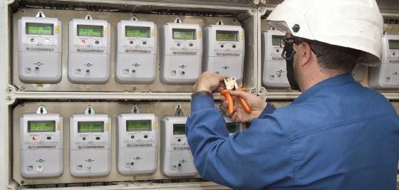 Como la Vida Misma: Carta de Endesa y consiguiente respuesta de un usuario Canario