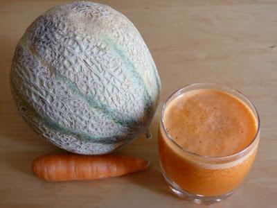 Zumo para bajar los atracanos del verano Melon y Zanahoria