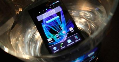 Panasonic dice basta y deja de hacer celulares para Japón