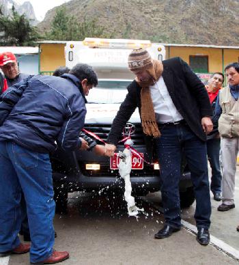 DISTRITO DE TOMAS YA CUENTA CON SU MODERNA AMBULANCIA EQUIPADA...