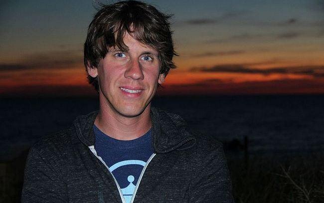 Dennis Crowley fundador de Foursquare