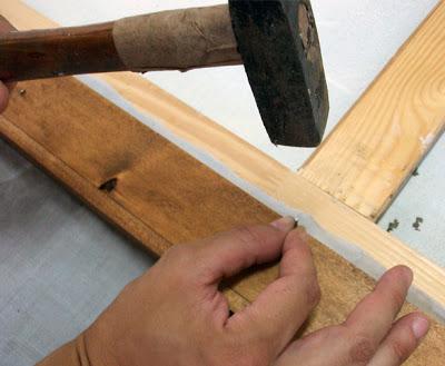 como enmarcar un cuadro madera