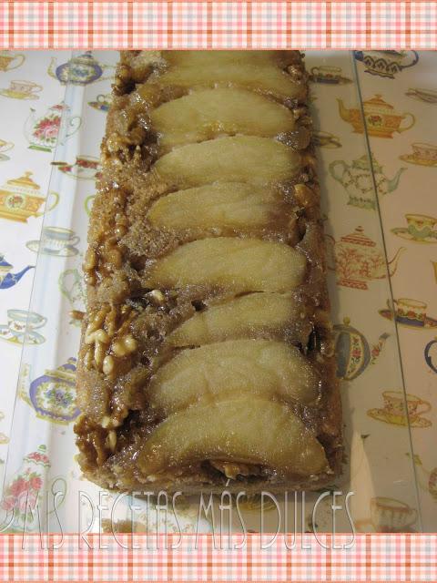 TARTA  JUGOSA DE MANZANA, CANELA Y NUECES