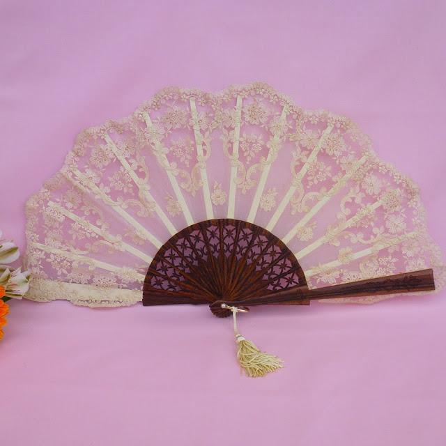 Abanicos de novia para todos los estilos / all style bridal fan