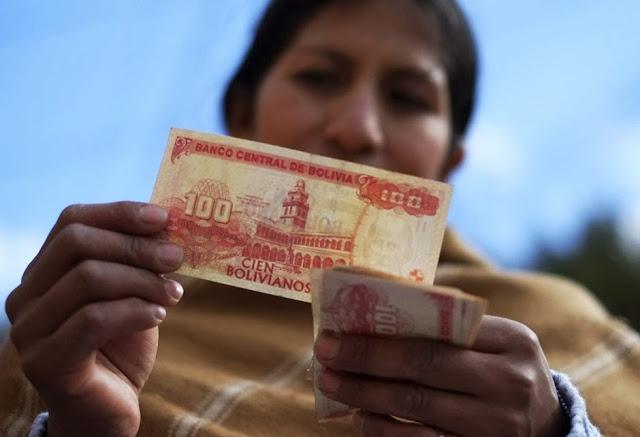 Viviendo con el salario mínimo, 40 fotografías