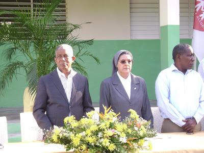 Iglesia Católica inaugura en Neiba centro técnico medio.