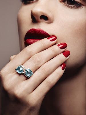 Me tienes en tus manos