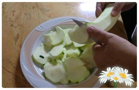 Como preparar tortilla de calabacín Laminando Calabacines