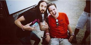 Steve Aoki lanza tortazo desde 80 metros y le cae a un chico en silla de ruedas