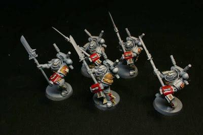 escuadra interceptora de los caballeros grises de Warhammer 40K