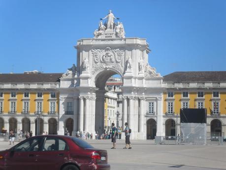 Chalota de helado de yogur y moras y viaje a Portugal