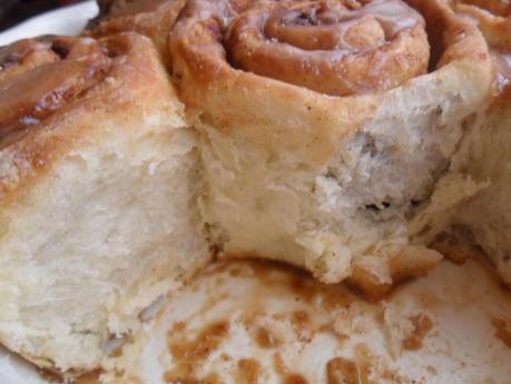 Cinnamon rolls (rollos de canela)