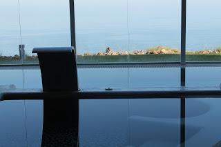 HOTEL HOLIDAY HYDROS HOTEL HOLIDAY HYDROS