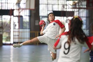 DELEGACIÓN DE BALONMANO MAGALLÁNICO INICIÓ SU PARTICIPACIÓN EN EL NACIONAL ESCOLAR