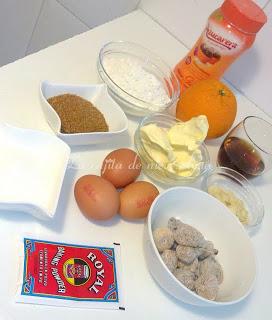 Cake de naranja e higos secos al ron con almendras