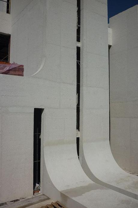 A-cero Projects NUEVAS IMÁGENES DE OBRA DE LA VIVIENDA UNIFAMILIAR DISEÑADA POR A-CERO EN EL N.E. DE MADRID