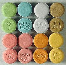 La Metilenedioximetanfetamina ( MDMA)
