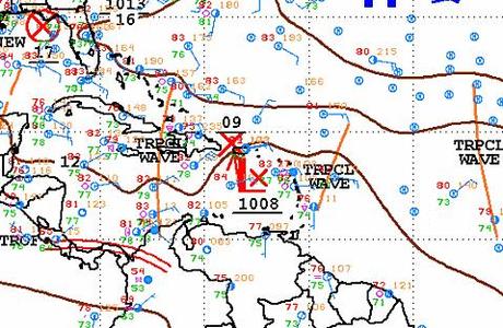 Ubicación de la Baja Presión en observación y las dos Ondas Tropicales