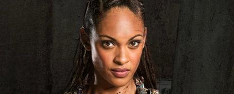 Cynthia Addai-Robinson será Amanda Waller en Arrow