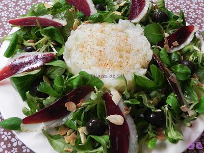 ENSALADA DE BACALAO CON CANÓNIGOS Y JAMÓN DE PATO, AROMATIZADO CON NARANJA