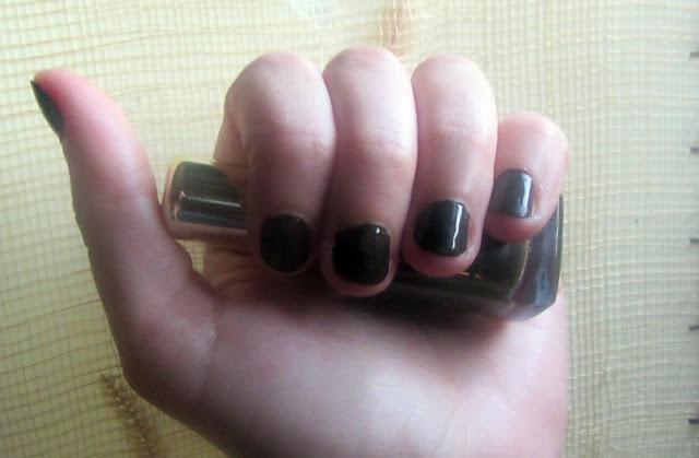 Reto #usaloya Esmalte Kiko Frozen Nail Lacquer en Marron