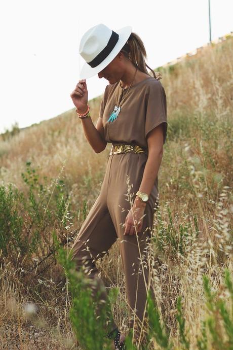 OUTFITS, mono arena, baggy onats, mono baggy, paula boutique claudio coello, safari hat, cinturon dragones zara, elena estaun, pulsera bex rox, cristina blanco, guiadeestilo, spanish fashion blogger