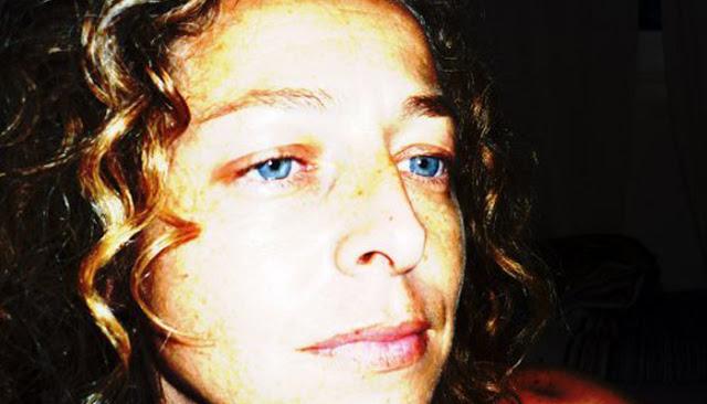 COLEGIO DIAZ...GÉNOVA,2001... ITALIA...ESTE POST ESTÁ DEDICADO A ESTER QUINTANA, HOY ES SU CUMPLEAÑOS...TODO MI APOYO Y CARIÑO...7-09-2013