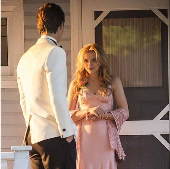 2 Nuevas imágenes de Ansel Elgort para Carrie y Teen Vogue