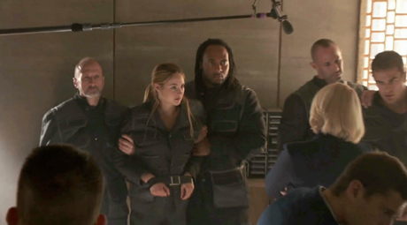 VIDEOS: Nuevos detrás de escenas de Divergente en WALMART