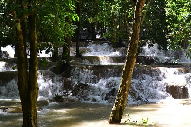 Cataratas de Tat Sae 