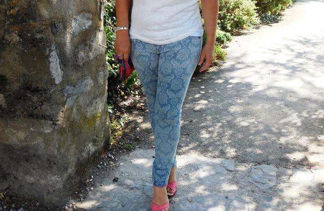 Jeans + White: weekend style