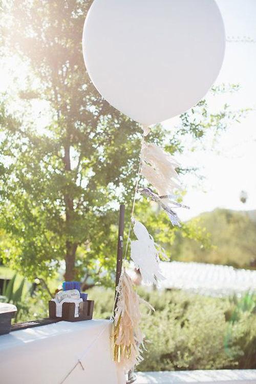 decoracion con globos en tu boda