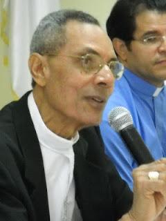 Monseñor Felipe llama a respaldar Quisqueya Aprende Contigo.