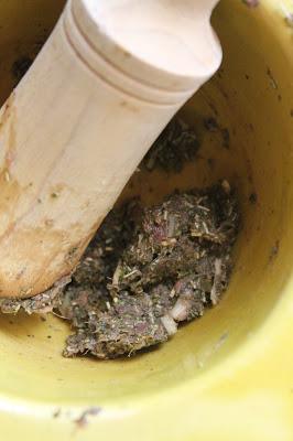 Paletilla de cordero con majado y guarnición. ¡Paso a paso!