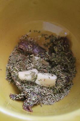 Paletilla de cordero con majado y guarnición. ¡Paso a paso!