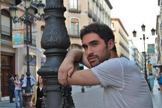 ENTREVISTA: MANUEL MOYA (ACTOR)