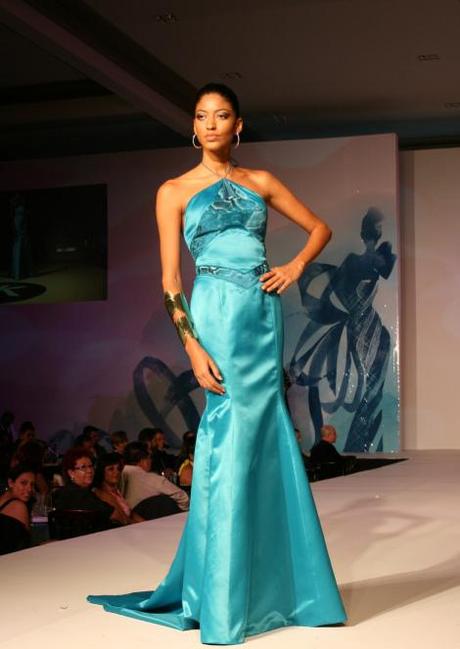 4.-Colorida Noche Mexicana-UNIVERSIDAD JANNETTE KLEIN