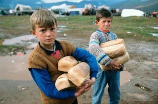 Refugiados en Kosovo, United Nation Photo