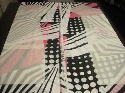 MAMÁ TAMBIÉN QUIERE SALIR CON UN VESTIDO DISEÑADO Y CONFECCIONADO POR MÍ