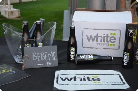 WHITE MORENA 07