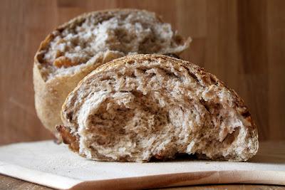 Pan de nueces y centeno