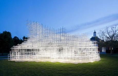 03 nocturno Serpentine Gallery 2013, diseño en exterior